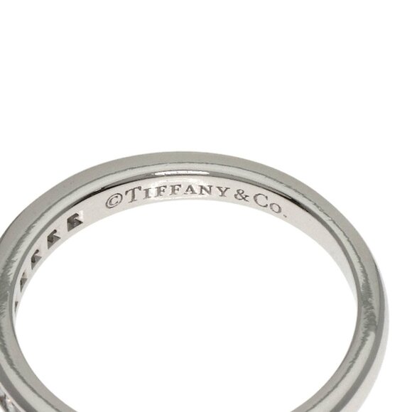 TIFFANY & CO. Platinum Diamond Ring - Picture 5 of 9